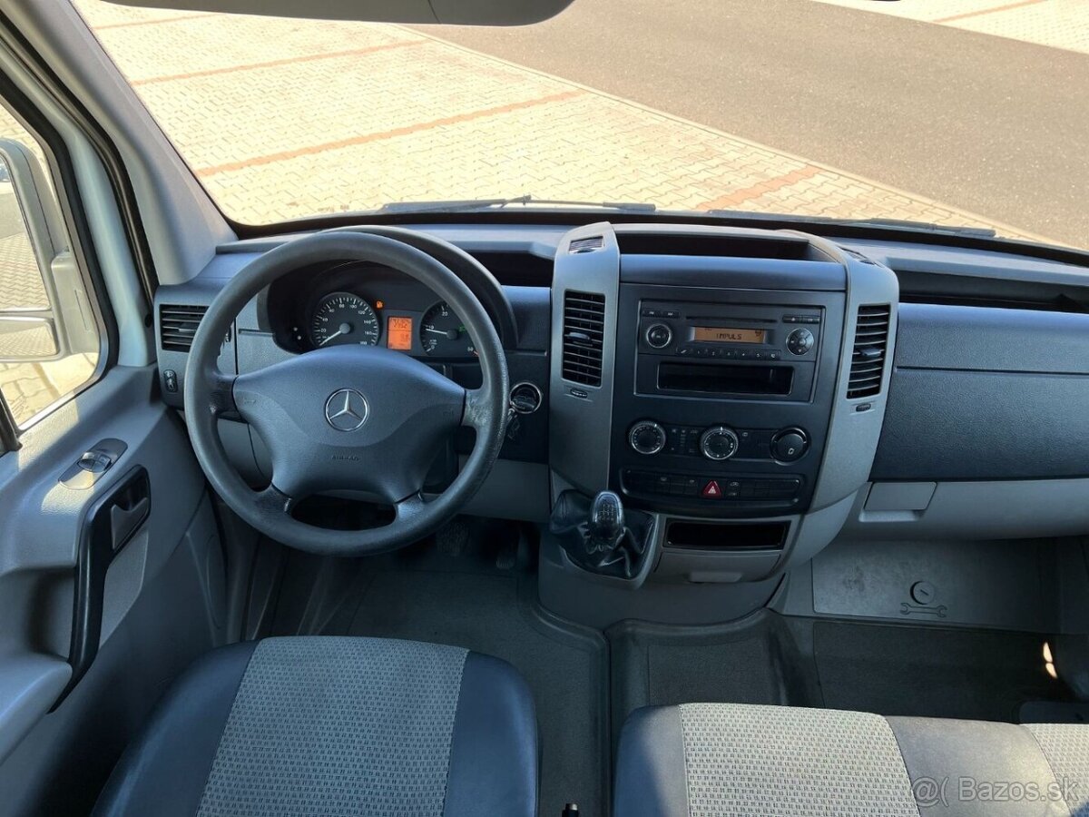 Mercedes Benz Sprinter 311 2,2 CDi 9 míst klima ČR - 11