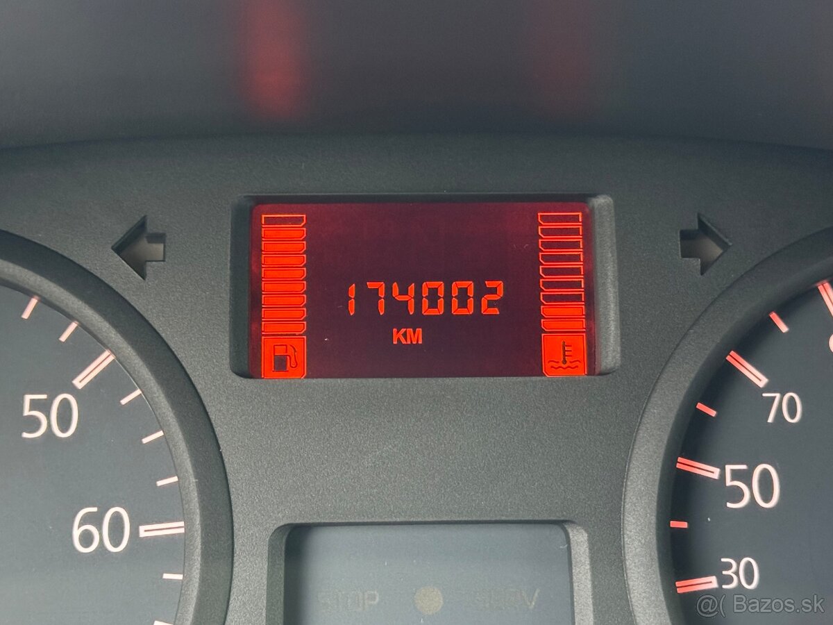 Renault Kangoo 1,5 Dci 5 míst 1. majitel - 11