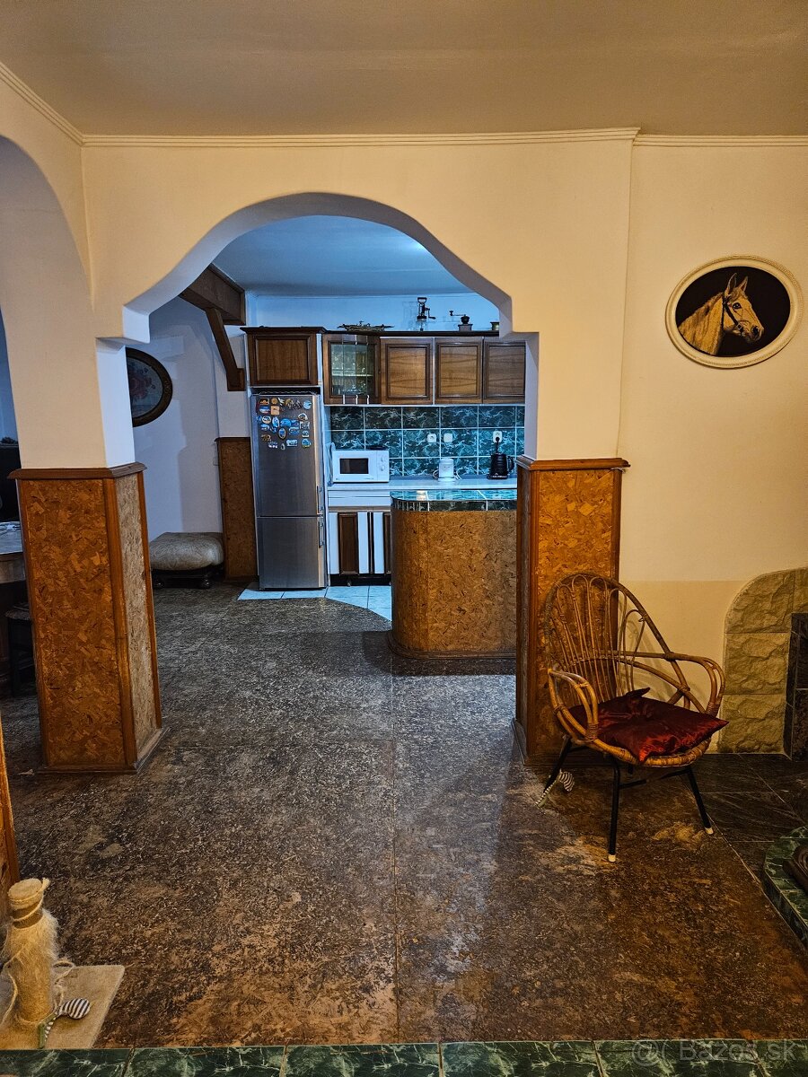 4izbový rodinný dom Rastislavova ul.Piešťany - 11