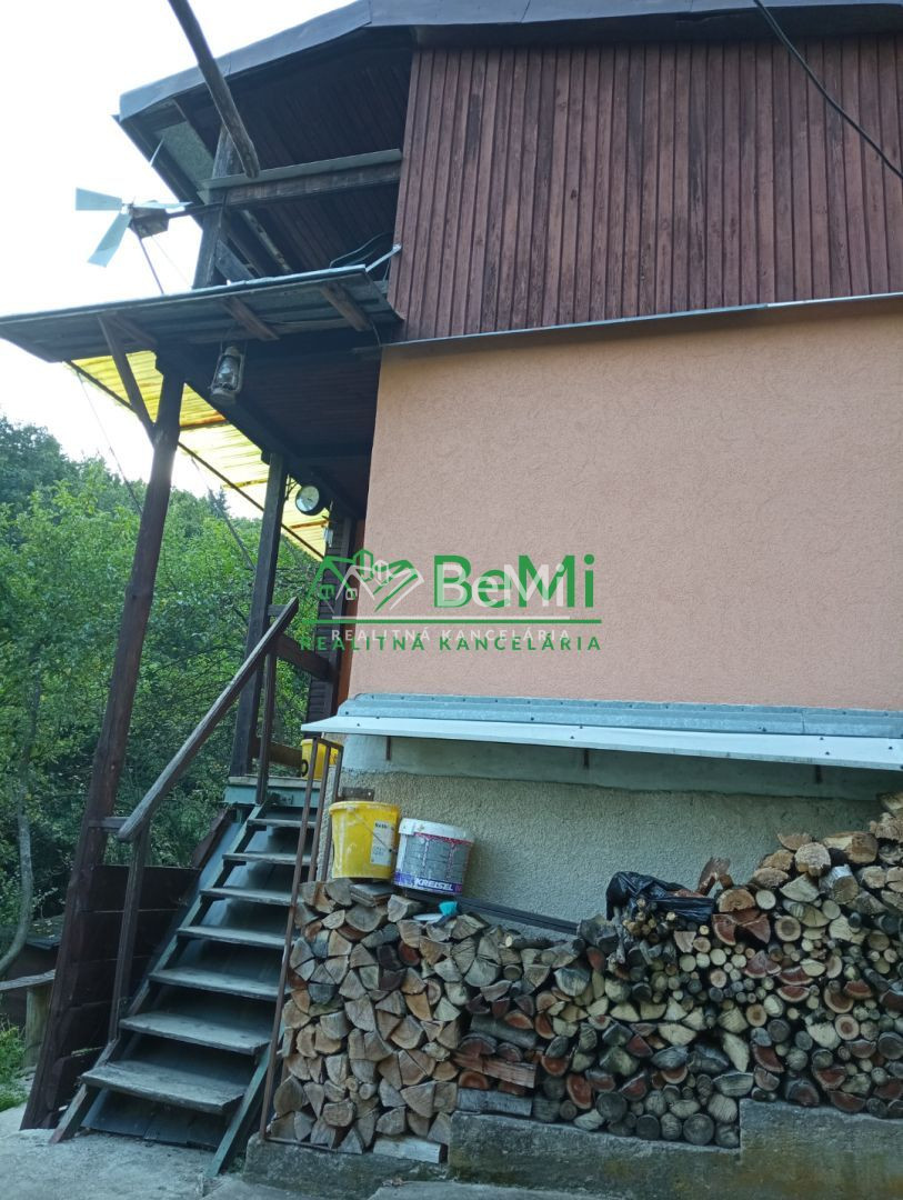 Chata na predaj v časti Mihaľov - 11