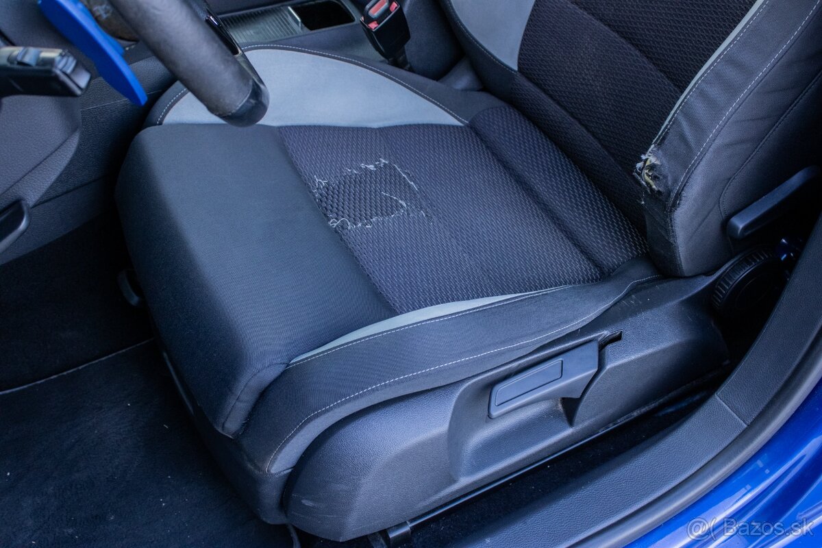 Volkswagen Golf 2.0 TFSI 270k R 4-Motion - 11