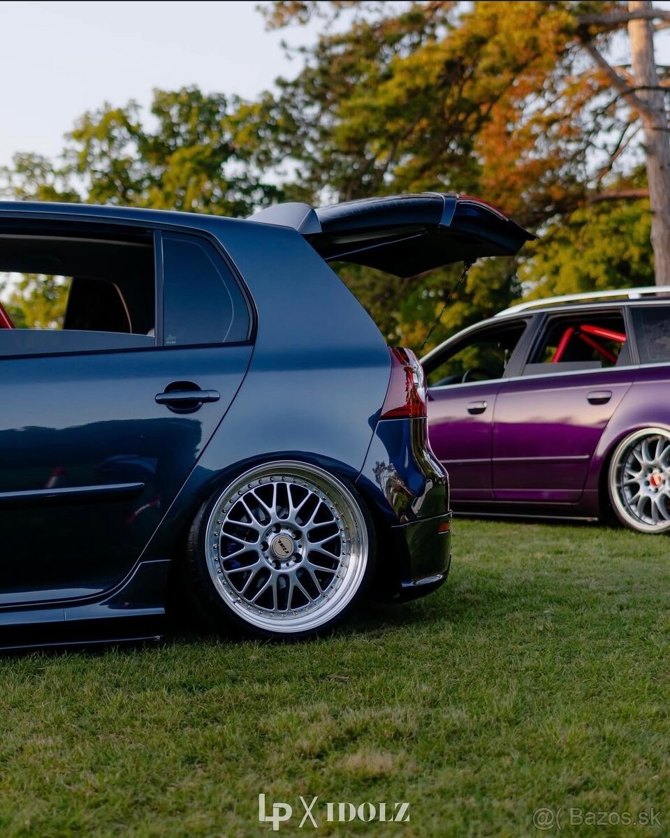 Volkswagen Golf 5 - 11