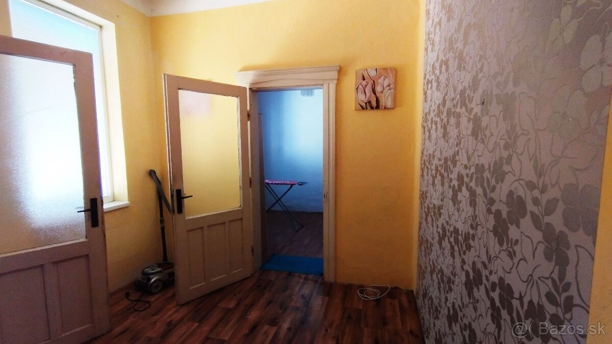 Predaj rodinný dom v centre mesta Levice - 11