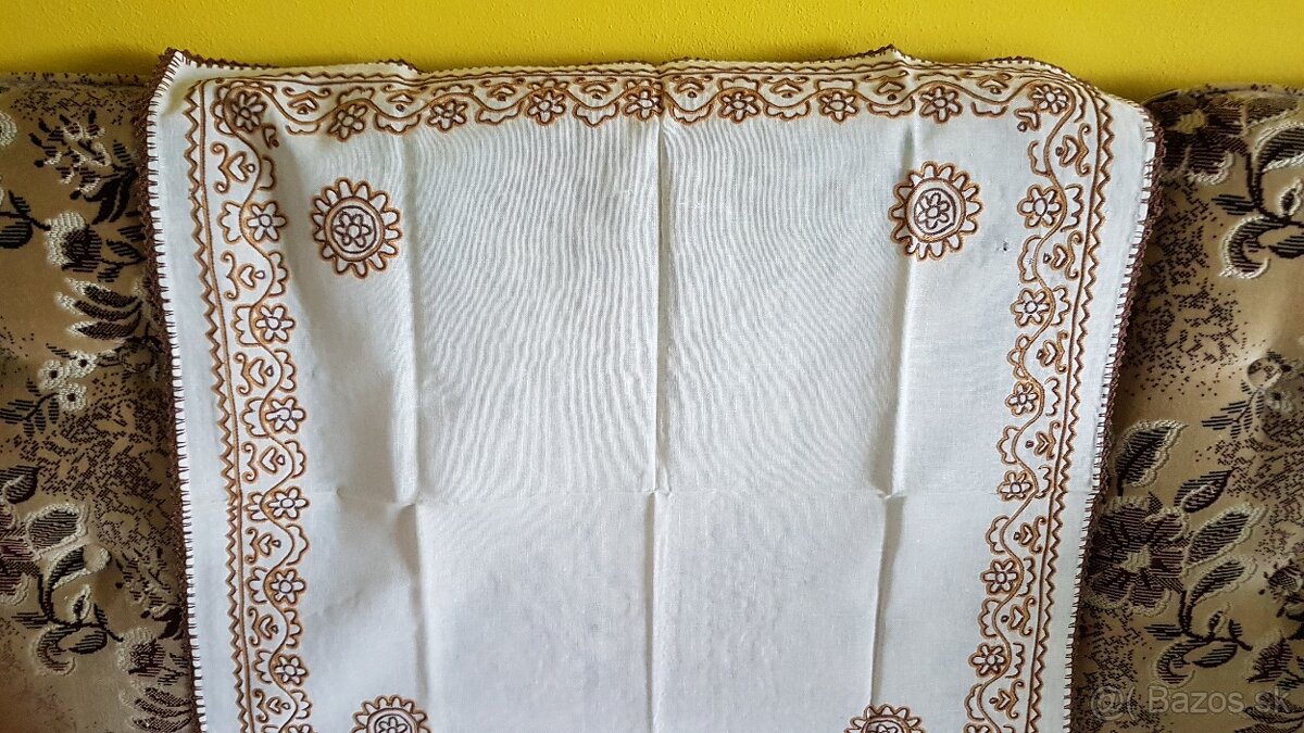 ÚĽUV + vyšívané prestieranie, obrúsky - 11