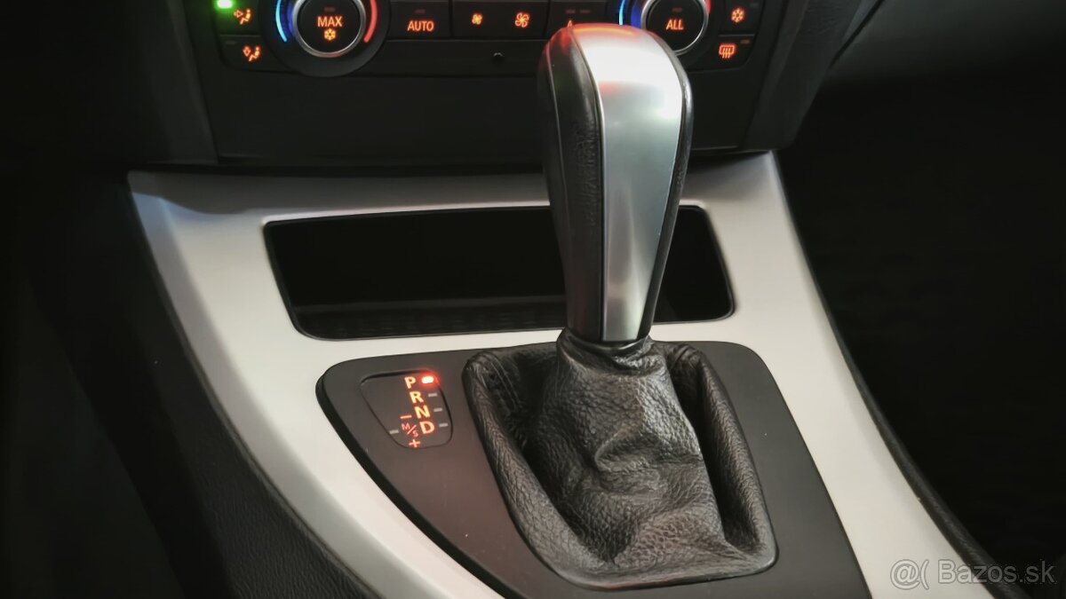 Bmw e91 320d Facelift / Automat / - 11