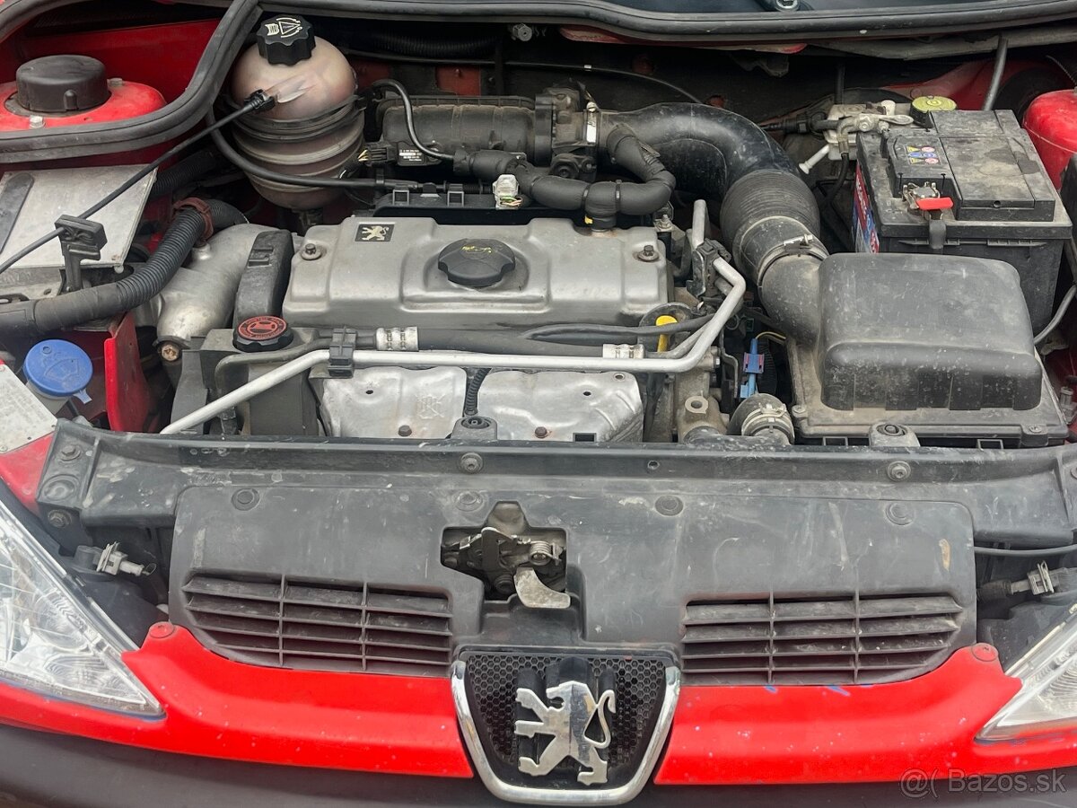 Peugeot 206, 1.1i - 11