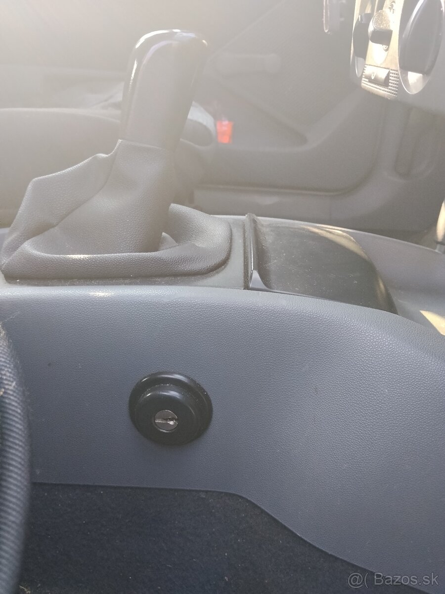 Škoda Fabia 1.4mpi. - 11