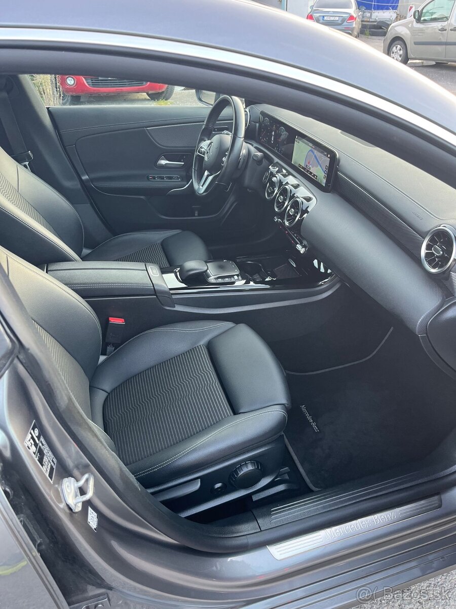 Mercedes-Benz CLA 200d Sport Paclet Progresive//MODEL 2021// - 11
