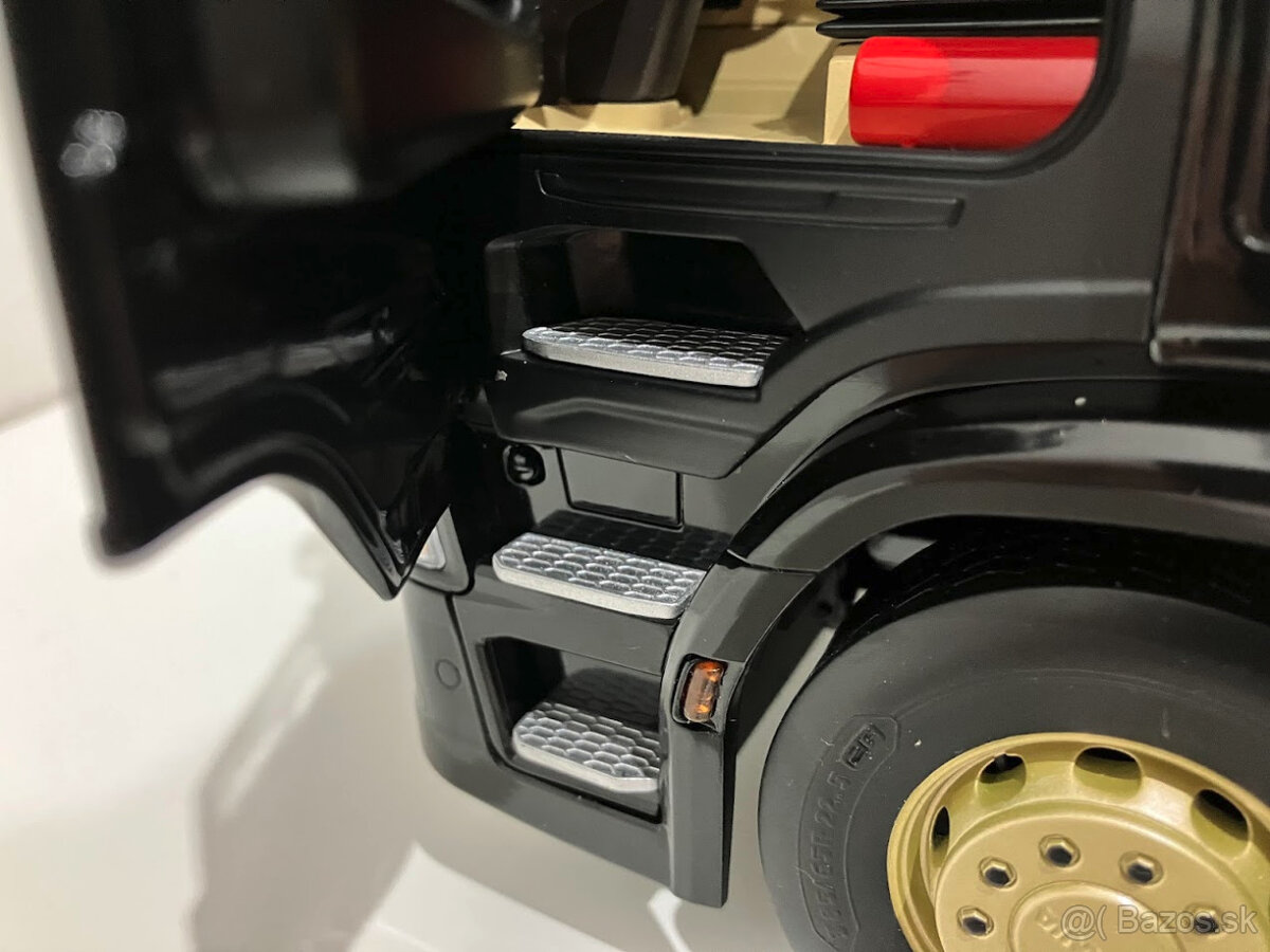 1:18 Scania R500 - 11