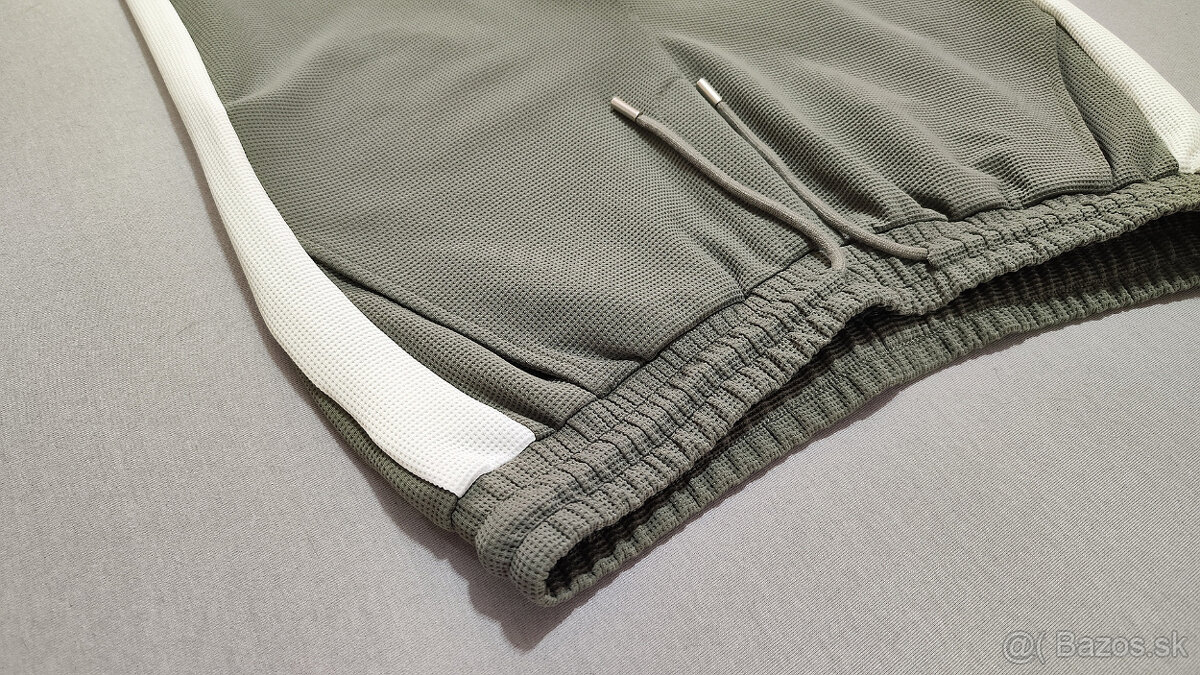 Pánske voľnočasové nohavice olivovo zelené - 11