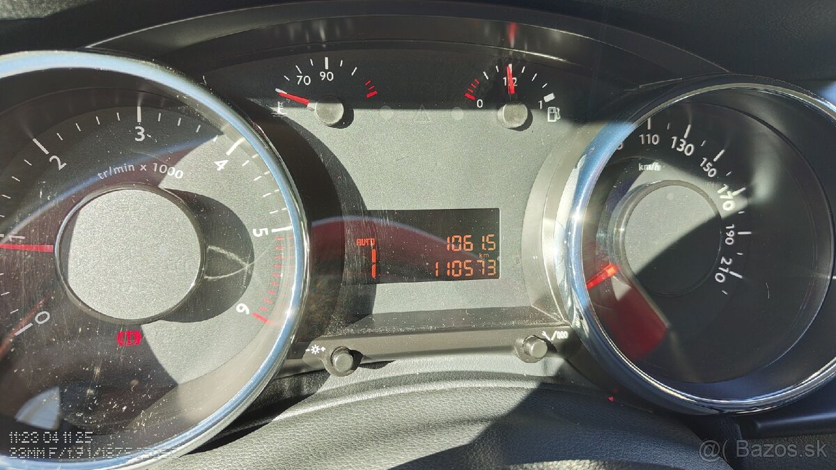 Predám Peugeot 3008 eHDI 1,6. - 11