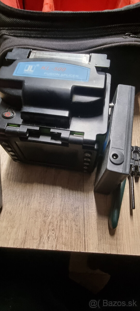 Zváračka na optické vlakna - 11