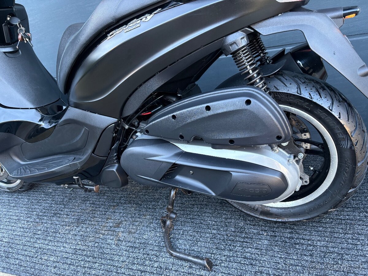 Piaggio Beverly 350i ABS ASR 2018 - 11