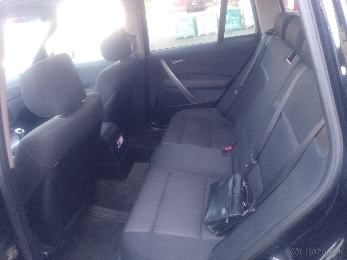 Predám BMW X3 2L benzín 110kw - 11