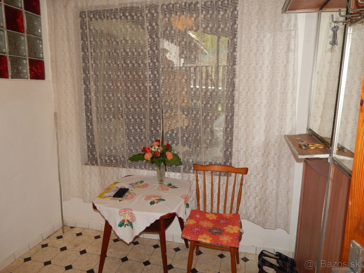 SPEKTRUM REALITY - Na Predaj rodinný dom s pozemkom 1385 m2, - 11