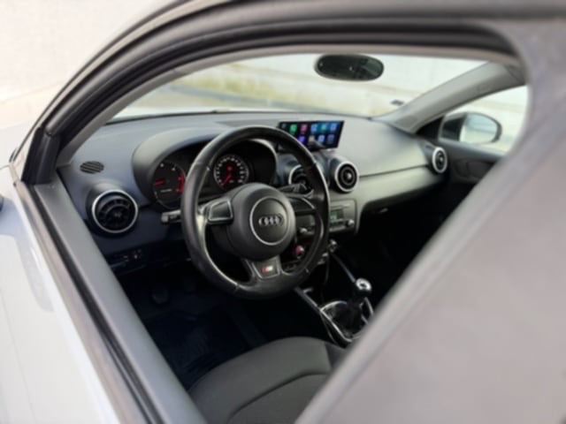 Audi A1 Sportback Sline 1.6TDI 66KW - 11