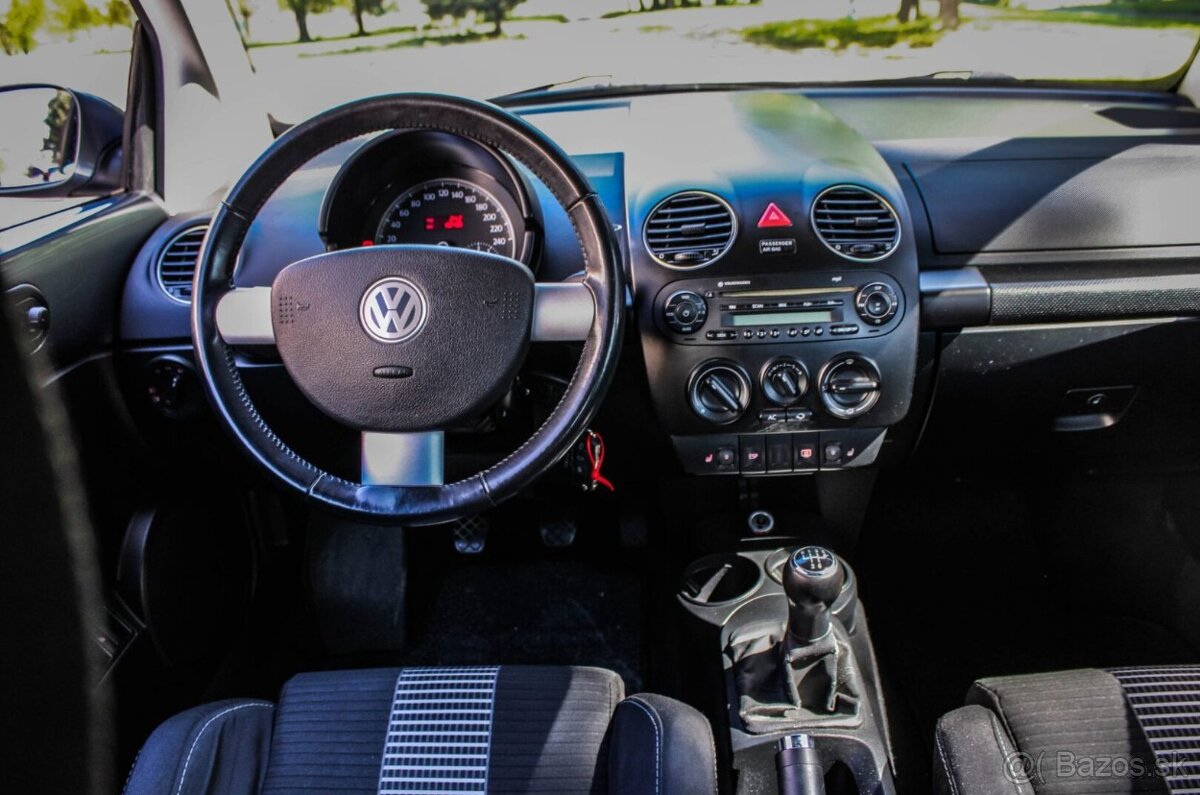 Volkswagen New Beetle 1.9 TDI - 11