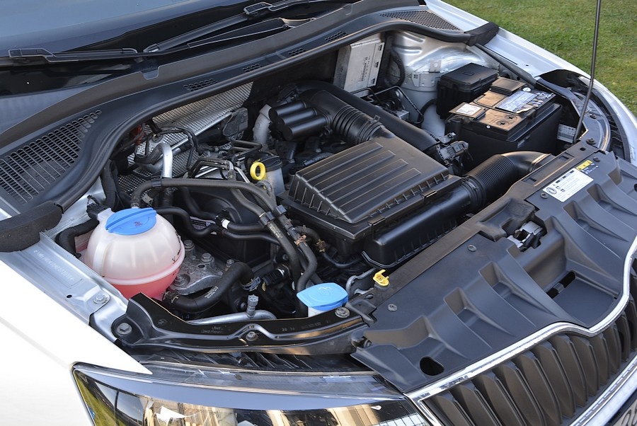 Škoda Fabia III 1,2 tsi 4 valec 81kw 6 rychl. 95 tisic km SK - 11