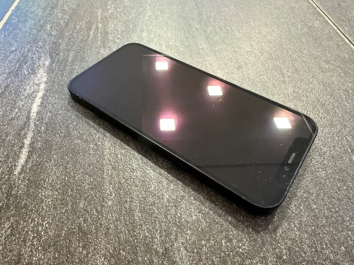 Apple iPhone 12 64 GB Black - 11