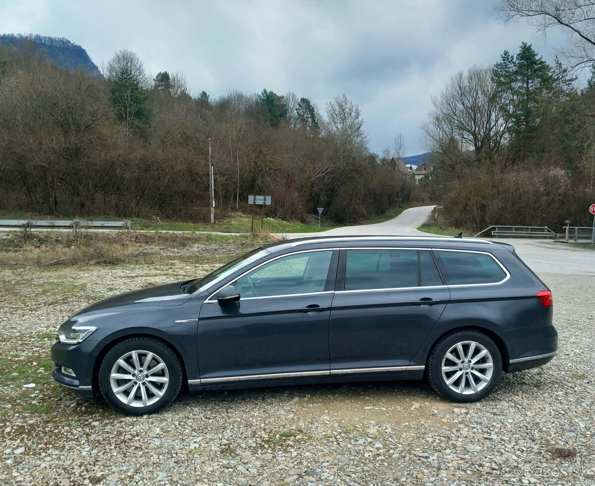 VW Passat Variant 2.0 BiTdi 4x4 DSG7 Highline Kúp.SR M2016 - 11