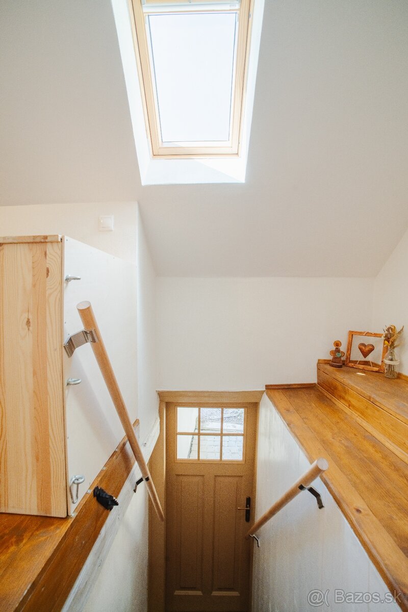 Zrekonštruovaný zariadený dom pri Námestí Svätej Trojice - 11