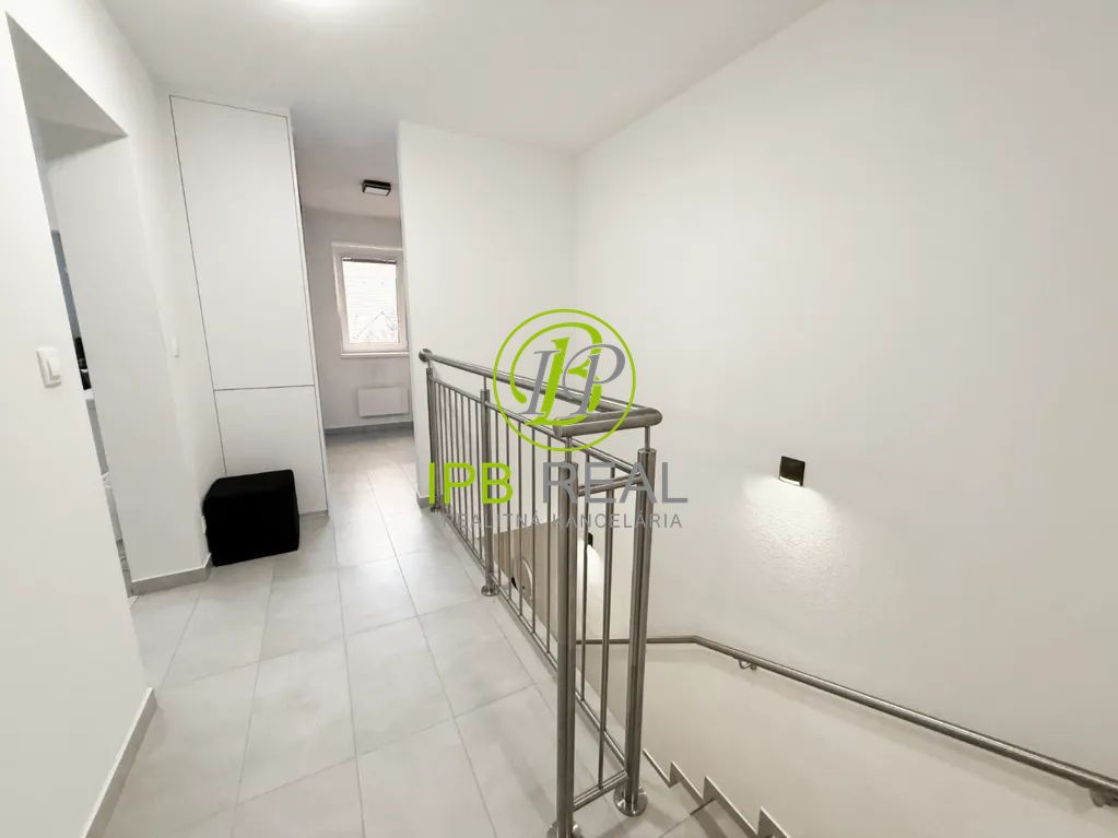 3-izb. byt s veľkou terasou a parkovaním v novostavbe v Pezi - 11