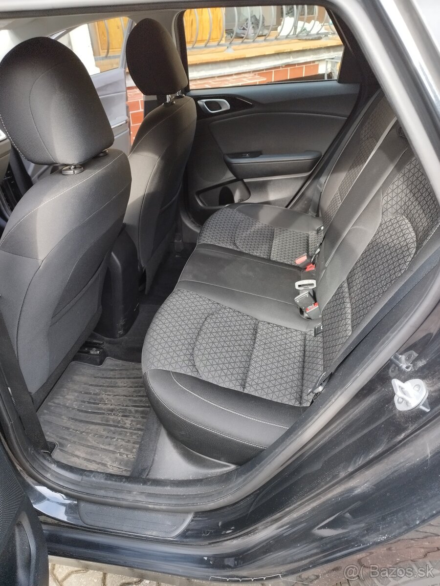 Kia ceed 2019 1.6crdi automat - 11