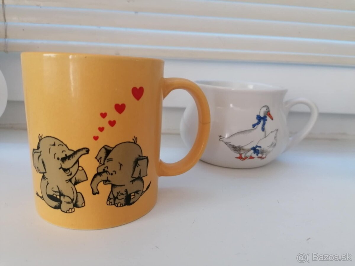 Poháre, hrnčeky rôzne + detský príbor - 11