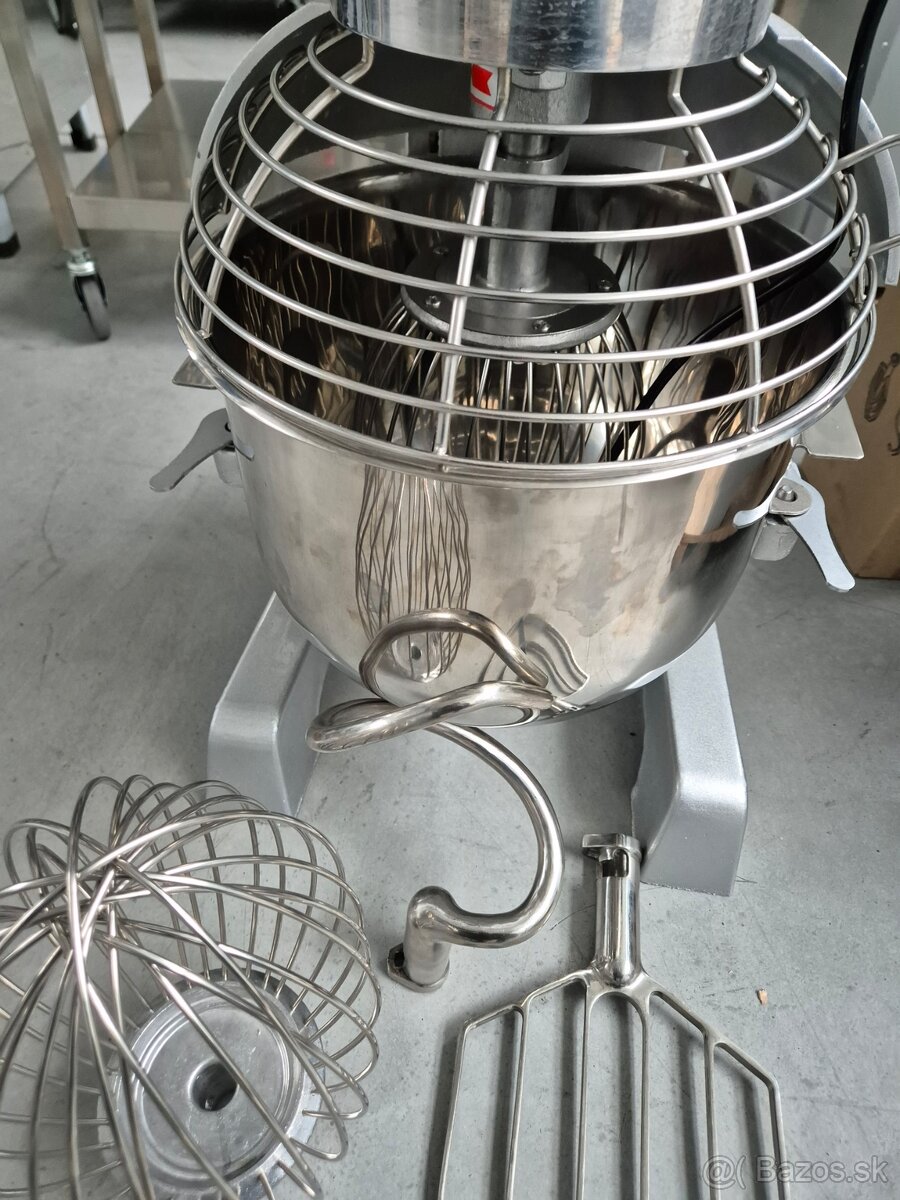 KUCHYŇSKKÝ ROBOT 30 L ŠLAHAČ MIESIČ CESTA - 11