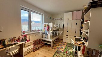 Na predaj kompletne zariadený 3-izbový byt, Martin - Centrum - 11