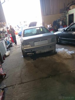 BMW e36 328i - 11