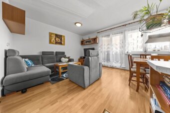 NA PREDAJ: 4-izbový byt na Nejedlého ul., Bratislava, Dúbra - 11