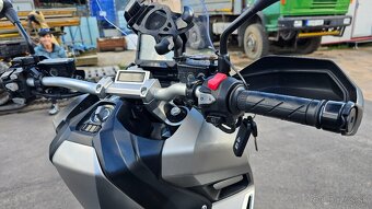 Honda X-ADV 750  ABS r.v.2020 - 11