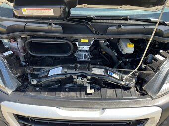 Peugeot Boxer 7 miestny válnik rok 2020 - 11