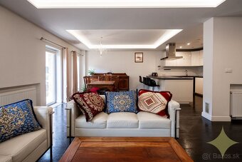 Luxus v kúpelnom mestečku pri Banskej Štiavnici. - 11