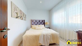 PREDAJ :  RODINNÝ DOM S BAZÉNOM, KOMÁRNO - 11