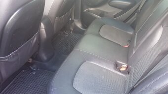 HYUNDAI ix35 1.6 GDi 2013 - 11