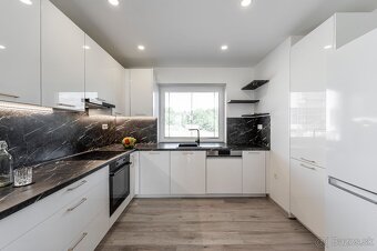 PREŠOV-ŠALGOVÍK 4 IZBOVÁ NOVOSTAVBA - 11