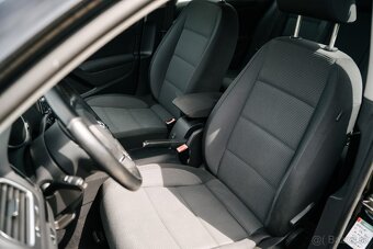 Volkswagen Golf 1.4 TSI 90KW 2010 /aj na splátky - 11