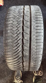 285/30 r21 - 11
