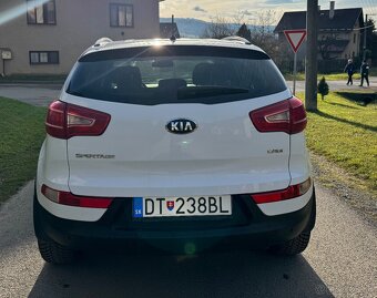 KIA SPORTAGE 1.7 CRDI 85KW RV2013 - 11