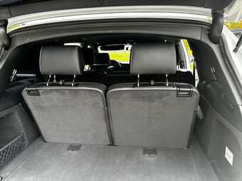 Audi Q7 3.0 TDI S-line Quattro 7 míst - 11