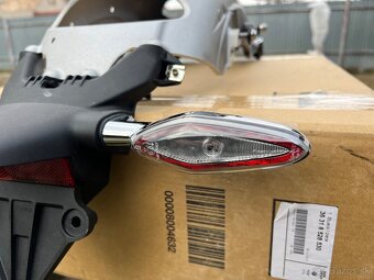 Predám nové, nepoužité diely na BMW R18 - 11