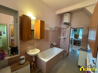 NA PREDAJ 4 izb. rodinný dom s veľkým potenciálom v Kolárove - 11