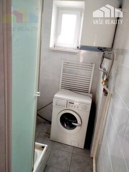 Priestranný rodinný dom s garážou, Vrbové - 11