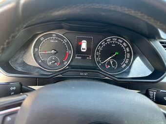 Škoda Superb III Combi 2,0 TDI  DSG 110kw 2016 - 11