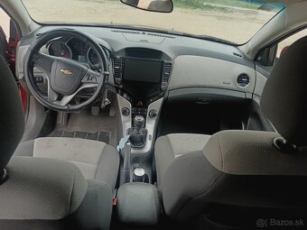 Chevrolet Cruze LS, 1.6 - 83kw - 11