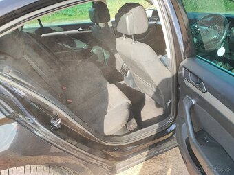 Rozpredám VW Passat b8 2.0 TDI highline - 11