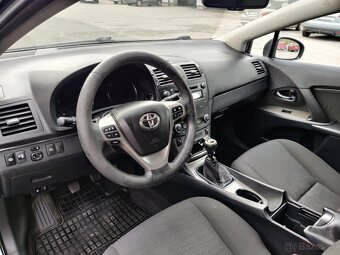 Toyota Avensis - 11