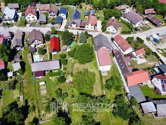 Parádny pozemok pre stavbu domu v Kunerade - 11